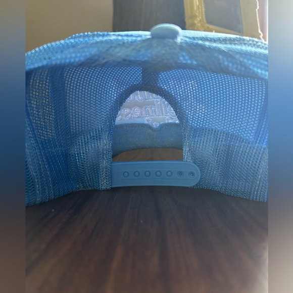 Mental Wellness Club hat - Picture 4 of 7